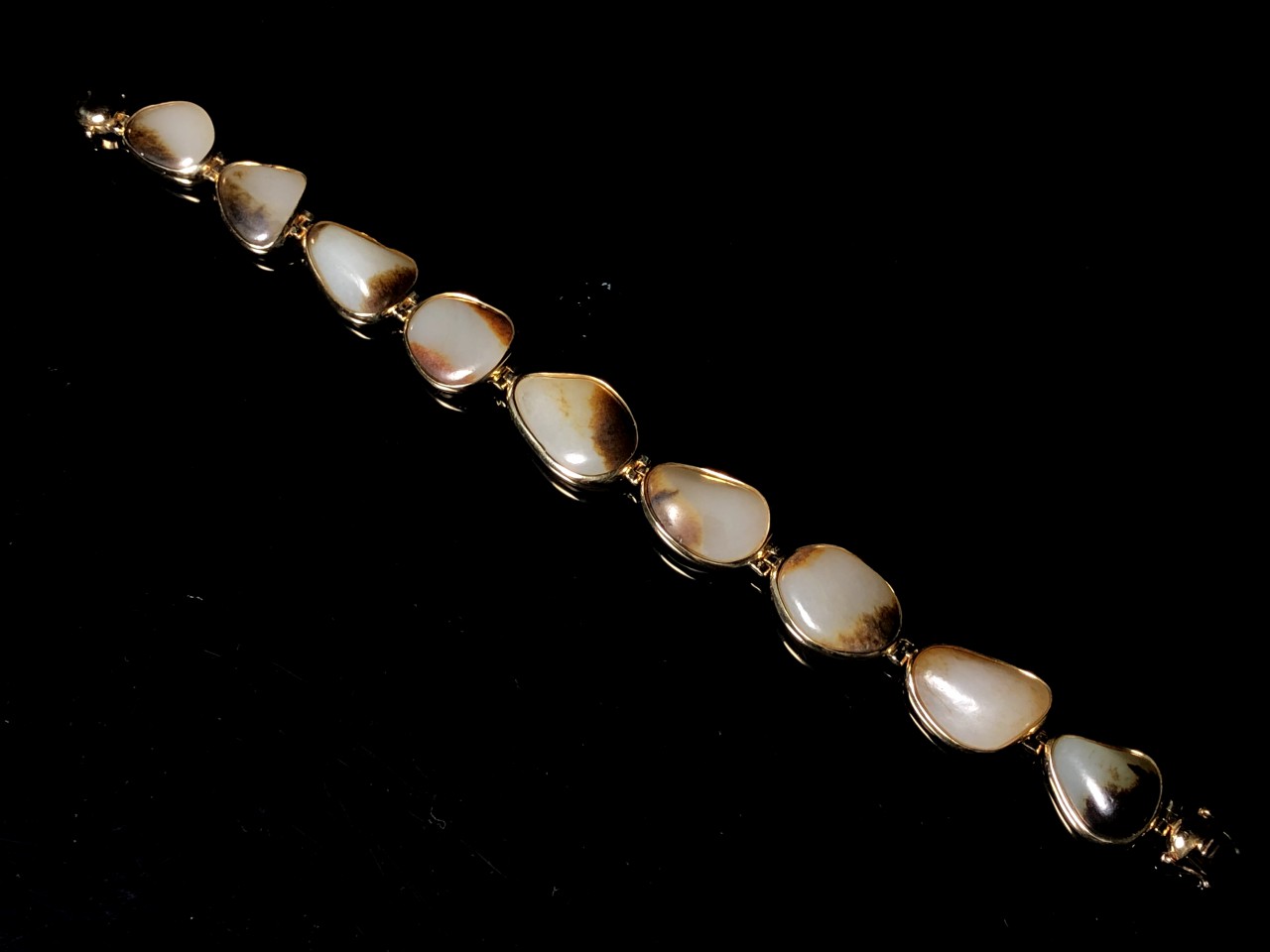 手链（和田原籽）