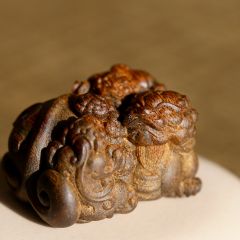 无双阁＝国香系棋楠沉香雕刻件